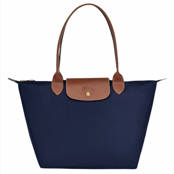 Longchamp Handbags - Longchamp le pliage shoulder bag